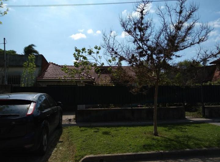Casa · 141m² · 6 Ambientes · 2 Cocheras