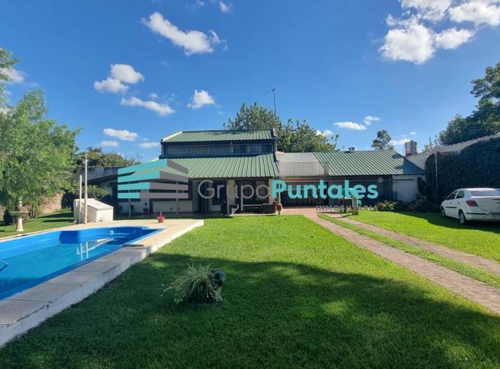 Casa · 140m² · 6 Ambientes · 2 Cocheras