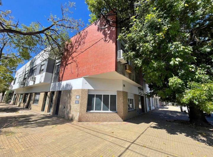 Casa · 105m² · 7 Ambientes · 1 Cochera