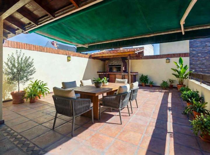Casa · 191m² · 4 Ambientes · 1 Cochera