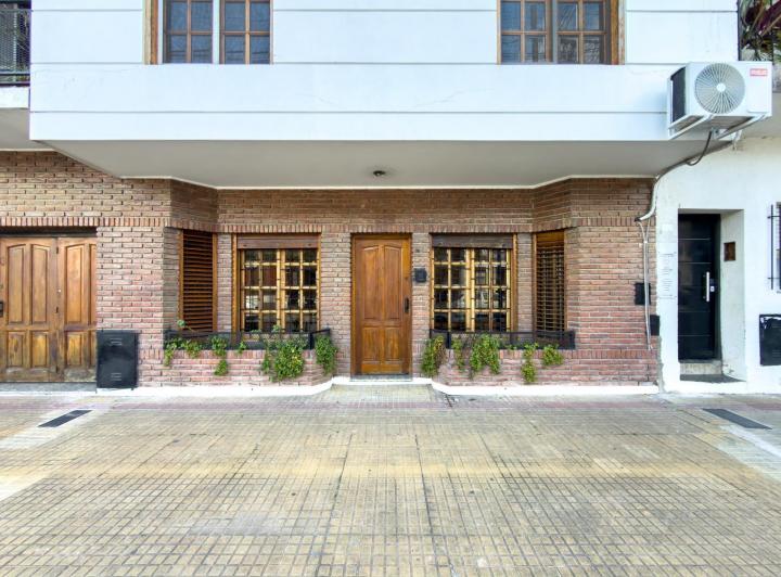 Casa · 200m² · 7 Ambientes · 3 Cocheras