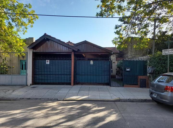 Casa · 363m² · 5 Ambientes · 2 Cocheras