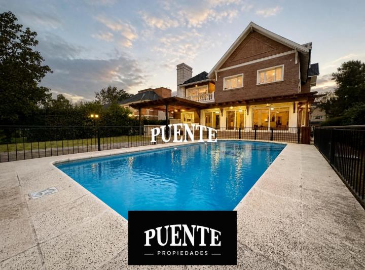 Casa · 470m² · 7 Ambientes