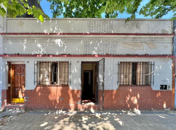 Casa · 218m² · 7 Ambientes
