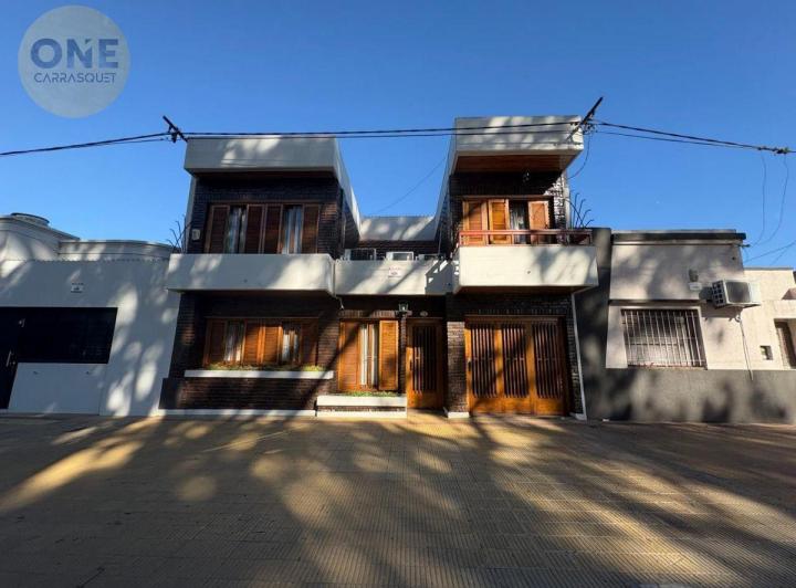 Casa · 145m² · 5 Ambientes · 1 Cochera