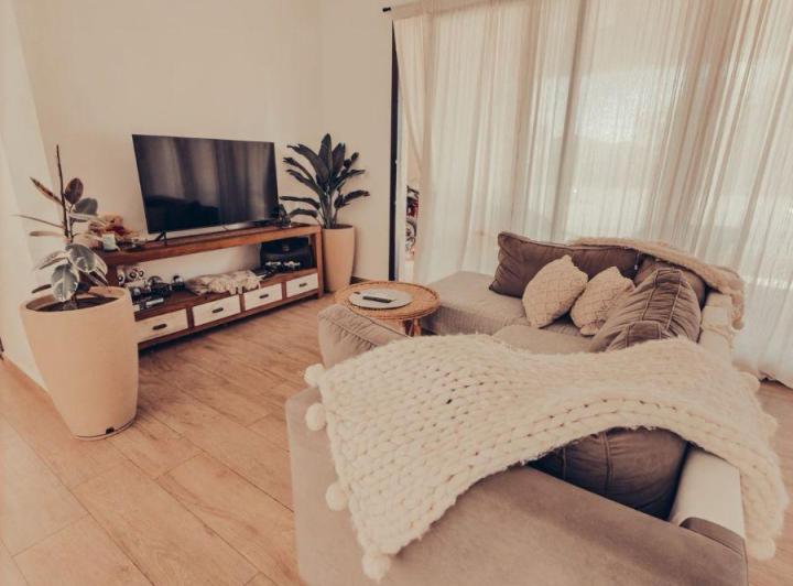 Casa · 230m² · 5 Ambientes · 3 Cocheras