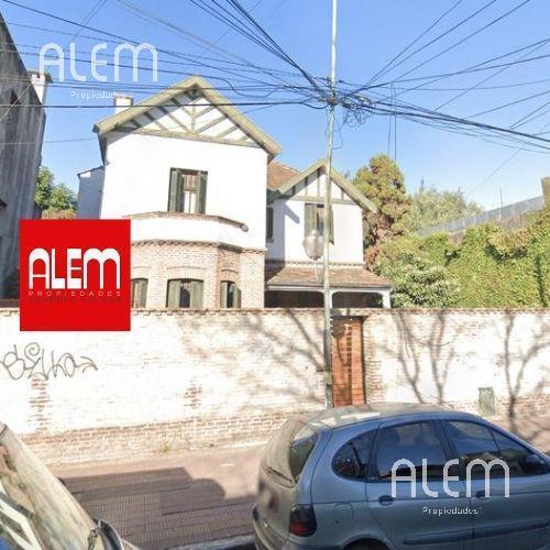 Casa · 337m² · 7 Ambientes