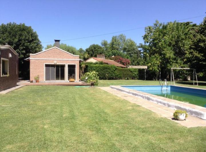 Casa · 170m² · 7 Ambientes · 2 Cocheras