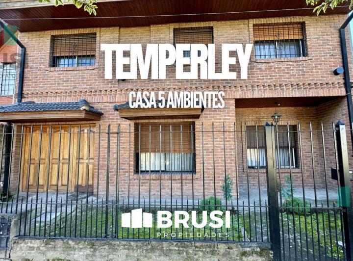 Casa · 181m² · 5 Ambientes · 2 Cocheras