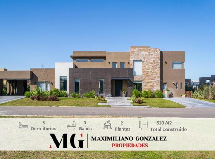 Casa · 500m² · 6 Ambientes · 4 Cocheras
