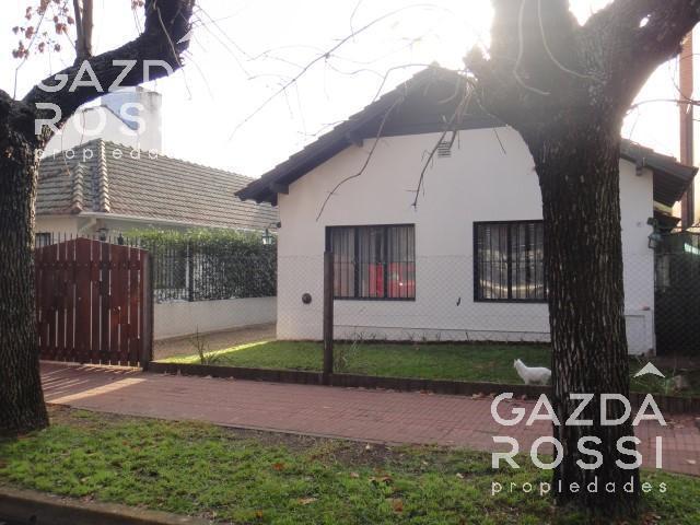 Casa · 140m² · 5 Ambientes · 1 Cochera