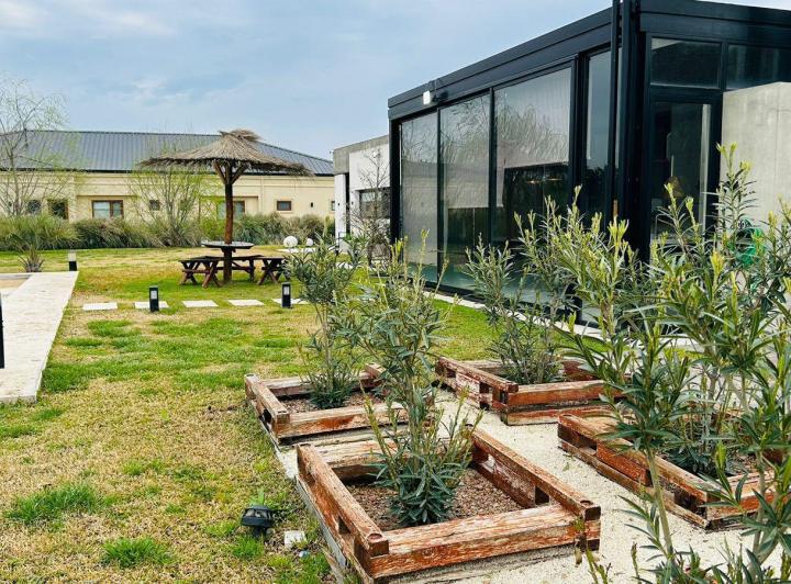 Casa · 250m² · 6 Ambientes · 2 Cocheras