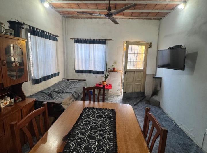 Casa · 433m² · 6 Ambientes · 1 Cochera