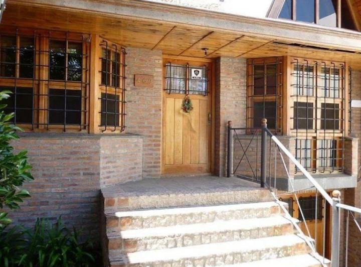 Casa · 200m² · 5 Ambientes