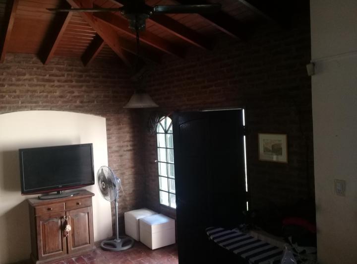 Casa · 222m² · 7 Ambientes · 2 Cocheras