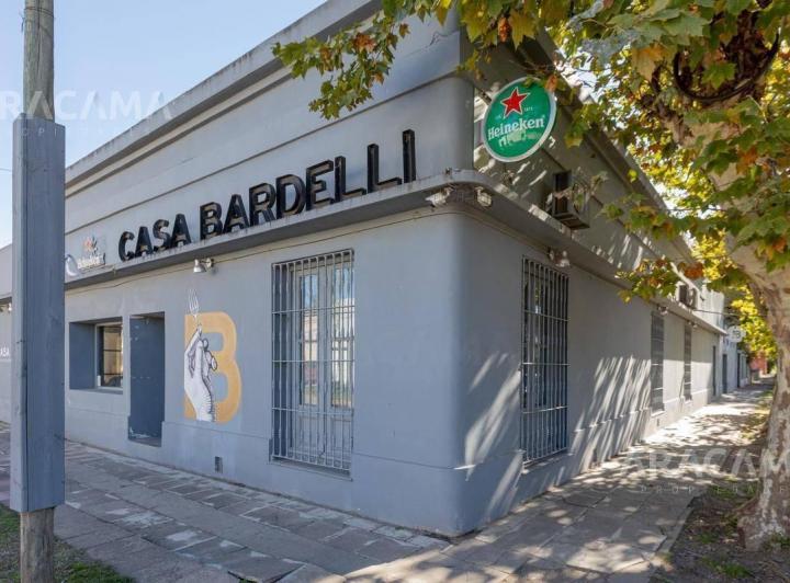 Casa · 270m² · 5 Ambientes
