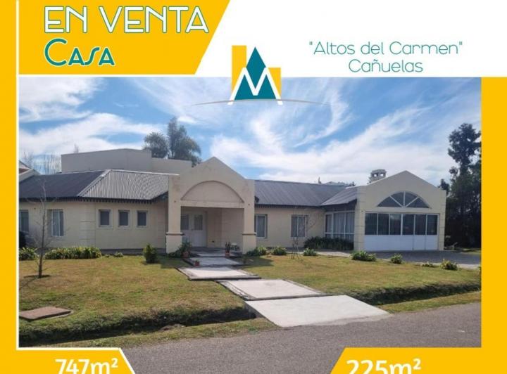 Casa · 225m² · 5 Ambientes · 4 Cocheras