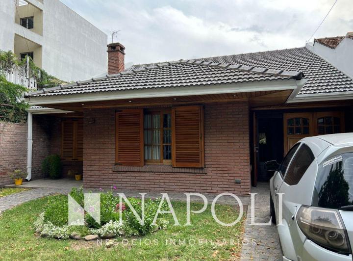 Casa · 185m² · 5 Ambientes · 1 Cochera