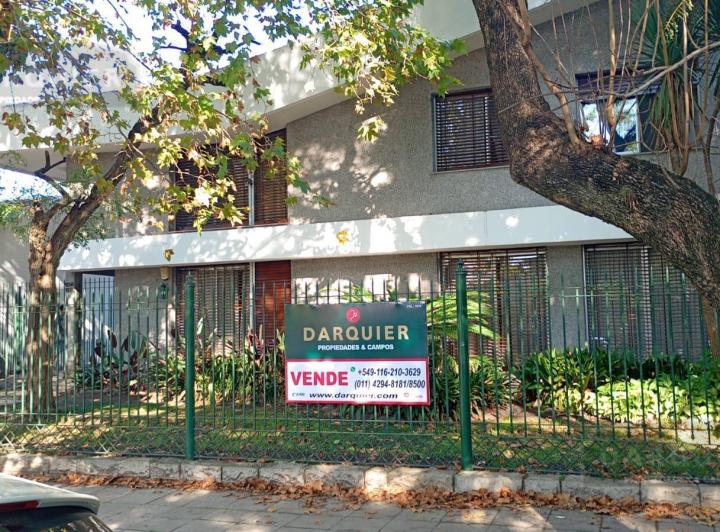 Casa · 703m² · 4 Dormitorios