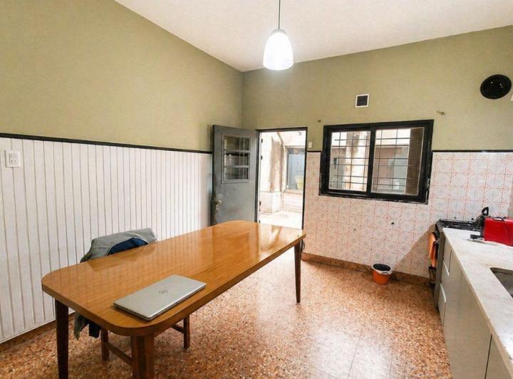 Casa · 293m² · 6 Ambientes · 3 Cocheras