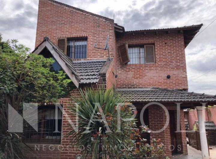 Casa · 273m² · 5 Ambientes · 1 Cochera