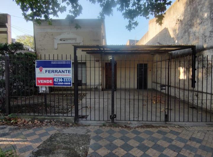 Casa · 180m² · 6 Ambientes · 2 Cocheras