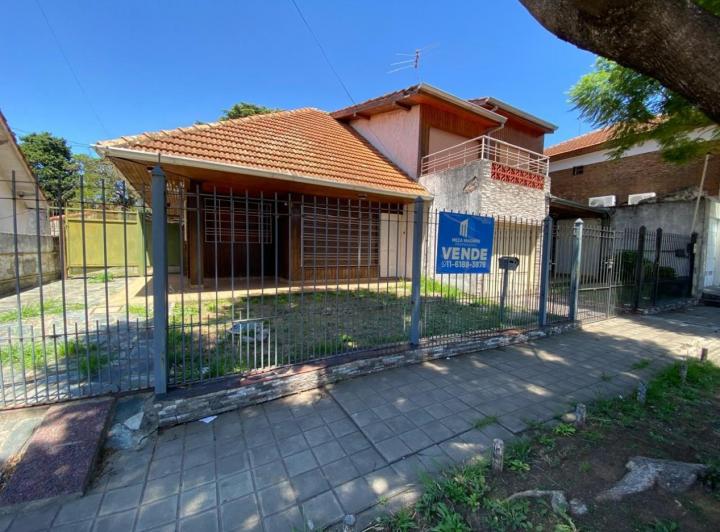 Casa · 180m² · 5 Ambientes · 2 Cocheras