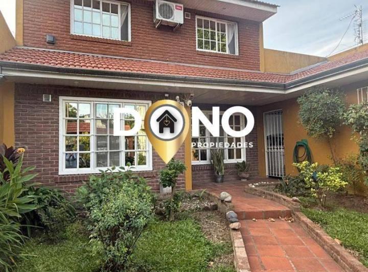 Casa · 310m² · 7 Ambientes · 4 Cocheras