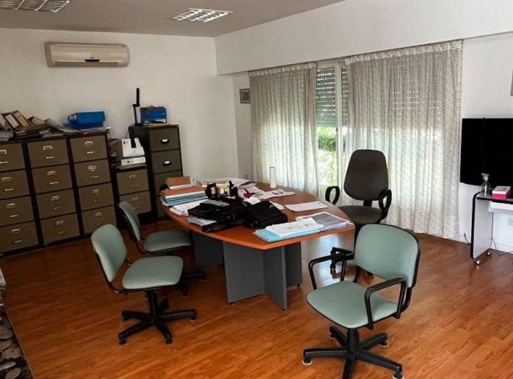 Casa · 255m² · 5 Ambientes