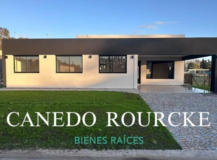 Casa · 140m² · 5 Ambientes · 1 Cochera