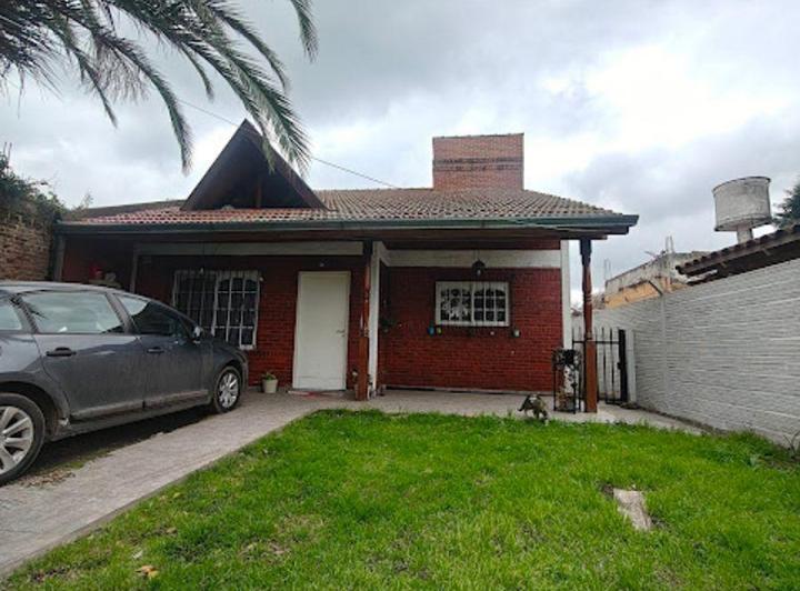 Casa · 189m² · 6 Ambientes · 1 Cochera