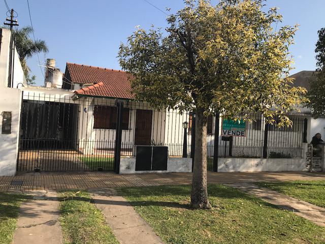 Casa · 160m² · 5 Ambientes