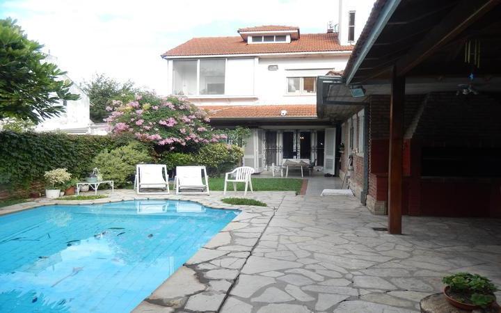 Casa · 286m² · 5 Ambientes · 3 Cocheras