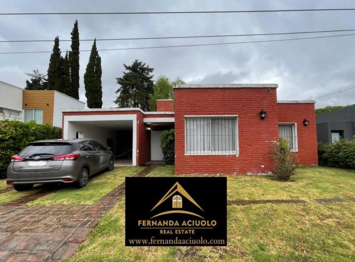 Casa · 150m² · 5 Ambientes · 1 Cochera