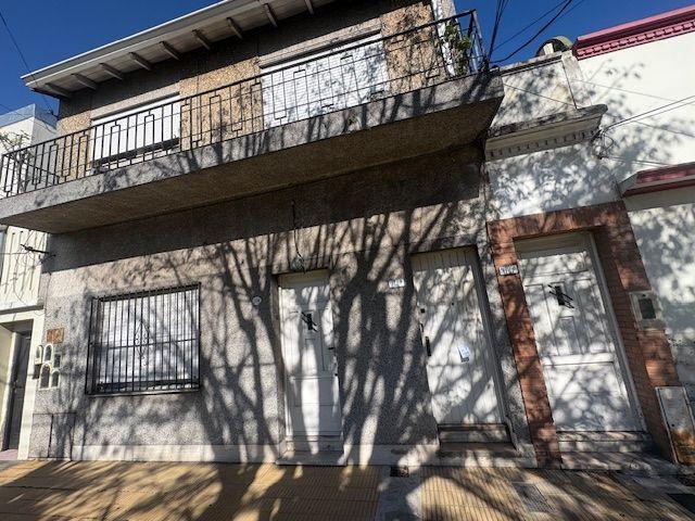 Casa · 140m² · 5 Ambientes