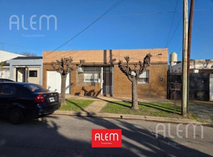 Casa · 148m² · 6 Ambientes · 1 Cochera