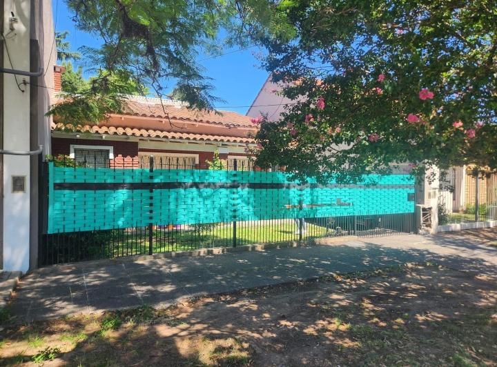 Casa · 185m² · 6 Ambientes · 1 Cochera