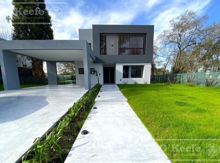 Casa · 188m² · 5 Ambientes · 1 Cochera