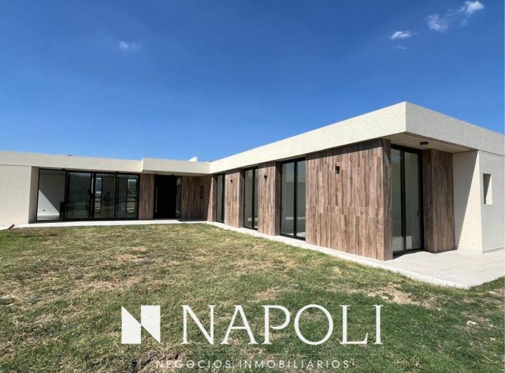 Casa · 148m² · 5 Ambientes