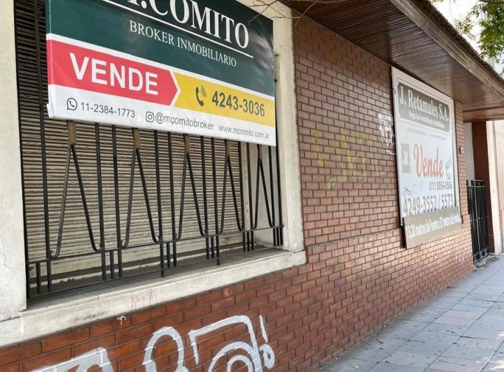 Casa · 200m² · 6 Ambientes · 1 Cochera