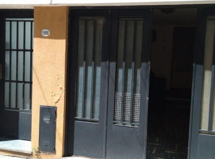 Casa · 130m² · 10 Ambientes · 1 Cochera
