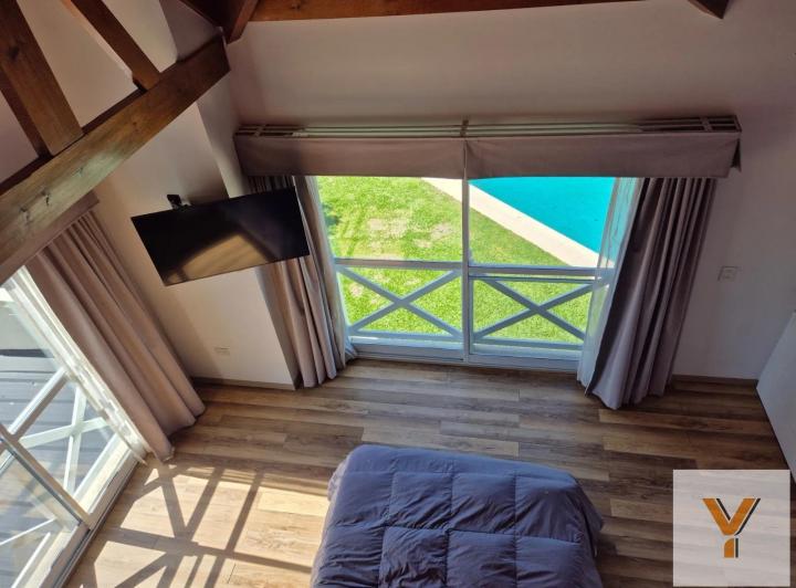 Casa · 302m² · 8 Ambientes