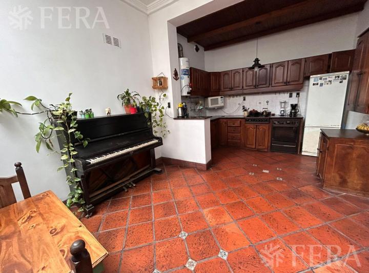 Casa · 170m² · 6 Ambientes