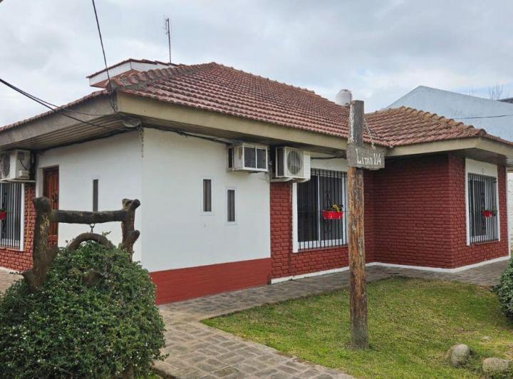 Casa · 600m² · 10 Ambientes · 2 Cocheras