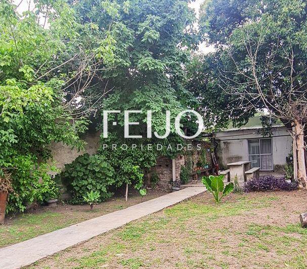 Casa · 198m² · 7 Ambientes · 1 Cochera
