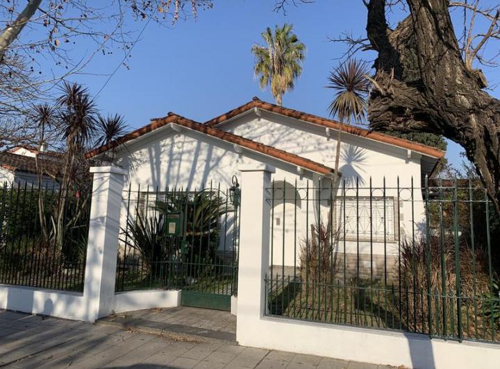 Casa · 331m² · 7 Ambientes · 1 Cochera