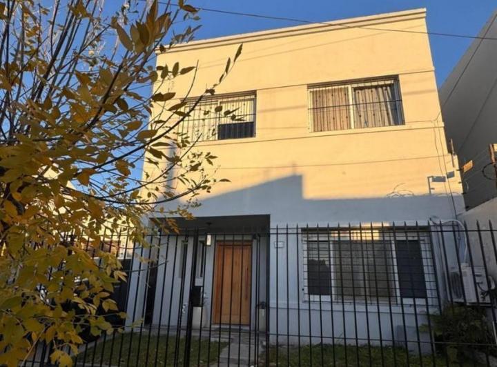 Casa · 160m² · 6 Ambientes