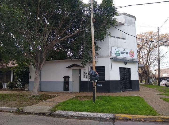 Casa · 200m² · 6 Ambientes