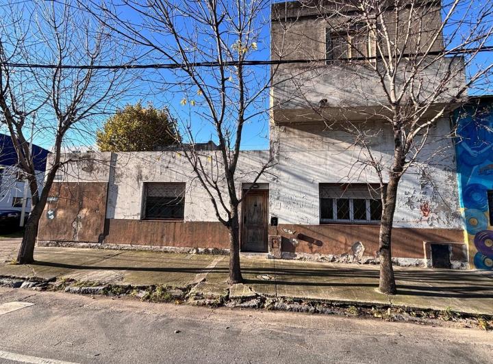 Casa · 115m² · 5 Ambientes · 1 Cochera