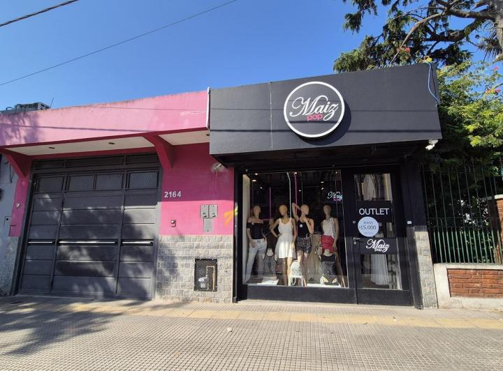 Casa · 335m² · 7 Ambientes · 1 Cochera